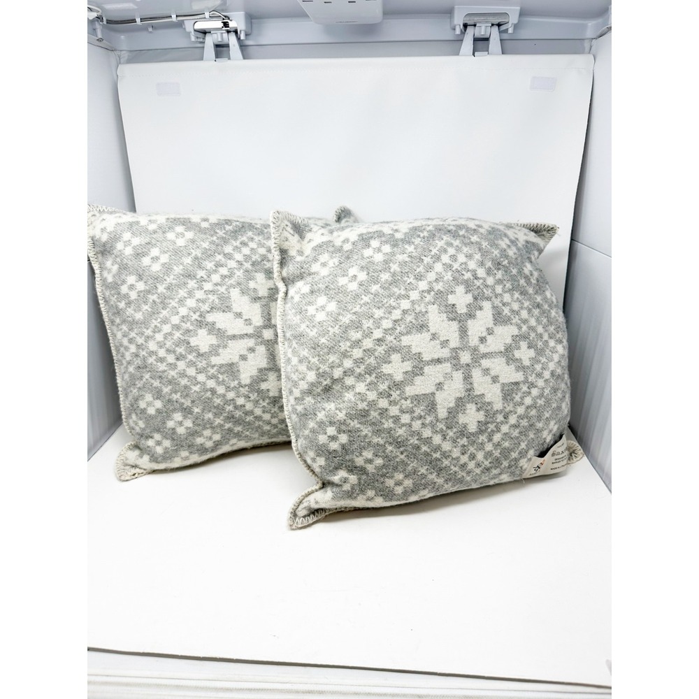 Barker Textiles Wool Throw Pillows Set of 2 Gray White‎ Nordic Snowflake 20"x20"